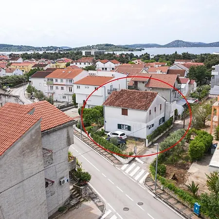 With A Parking Space - 21241 Apartment Vodice