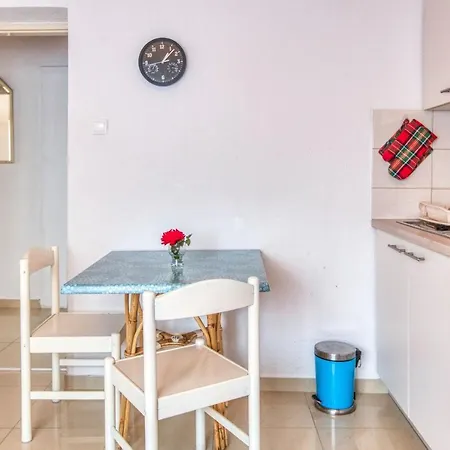 Apartment With A Parking Space - 21241 Vodice